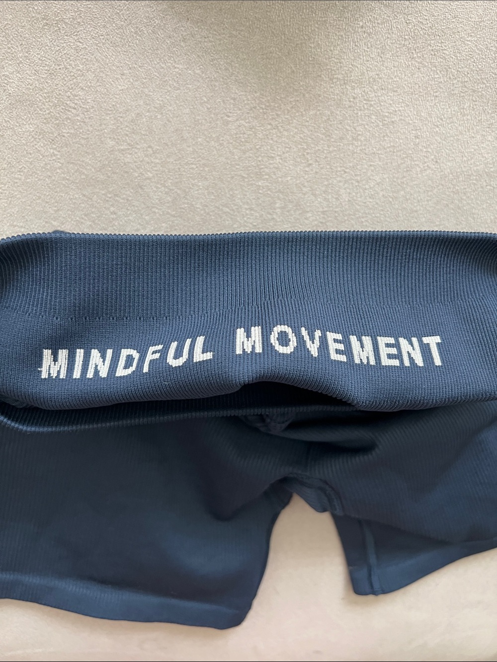 ALO Yoga Ribbed Crossback Sports Bra in Navy - Picture 4 of 4